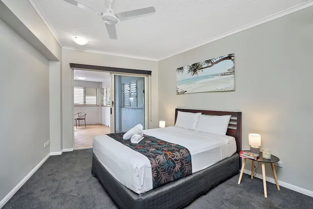 3 Bedrooms, Family, Apartment, 2 Queen and Twin Beds, 2 Bathrooms, NORTH COVE WATERFRONT SUITES 4/10