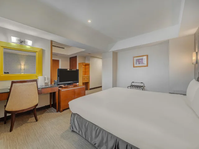 Deluxe, Suite, Double Bed, Doitsu Hotel 1/3