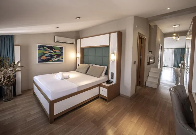 جناح، Mezzo Hotel 1/1