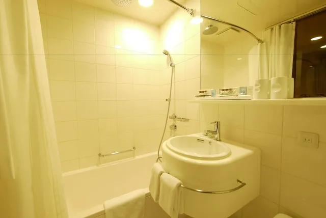 غرفة كومفورت بسرير كوين، Shibuya Granbell hotel 2/3