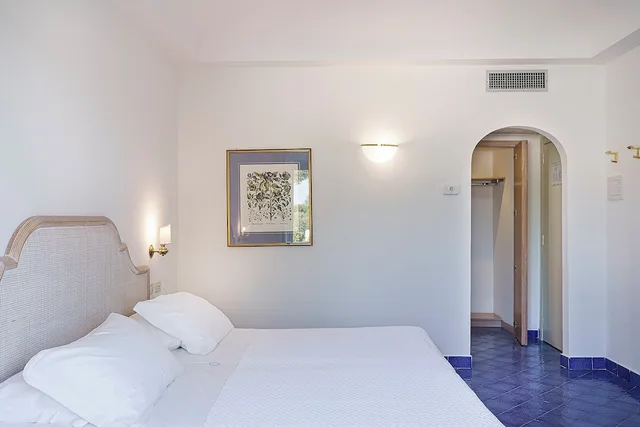 غرفة كلاسيكية بسريرين منفصلين، Hotel Continental Ischia 7/10