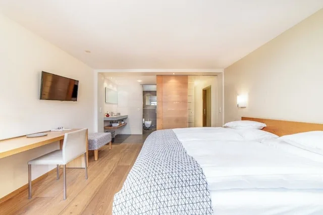 غرفة سوبيريور بسرير كوين، Allalin Relais Du Silence Hotel 1/10