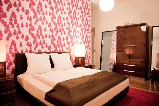 جناح عائلي، Hotel Adele 1/6
