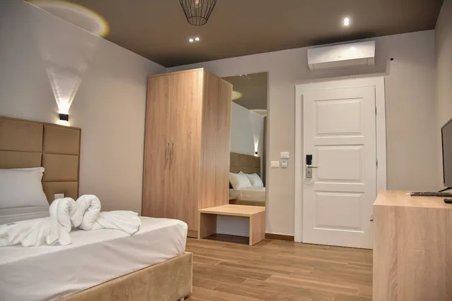جناح بسرير مزدوج بإطلالة على البحر، Hotel Lubjana 5/8