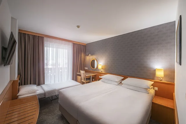 غرفة سوبيريور بسريرين منفصلين، Ramada Resort by Wyndham Kranjska Gora 2/4