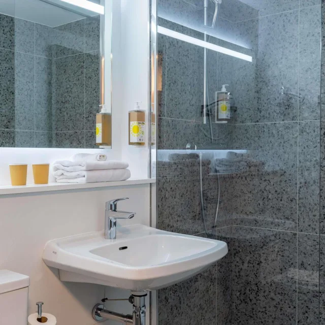 Pop, Double Bed، greet Hotel Chatellerault 8/9