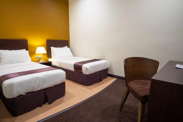 غرفة سوبيريور بسريرين منفصلين، Orkid Inn Mahkota Cheras 1/4