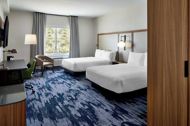 غرفة بسريرين كوين، Fairfield By Marriott Inn & Suites Cornelia 3/3