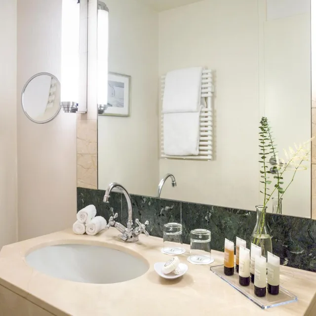 Penthouse, Suite, Sofa, Terrace, Warwick Geneva 2/2