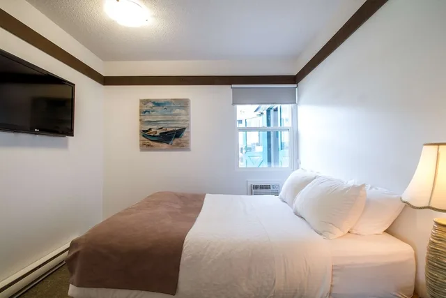 Standard, Multiple Beds, Accessible، Stoke Hotel Surestay Collection By Best Western 2/3