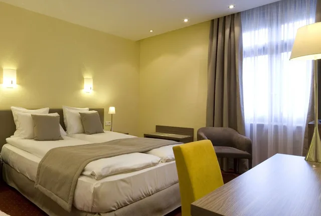 غرفة كلاسيكية، Grand Hotel Bristol 3/4