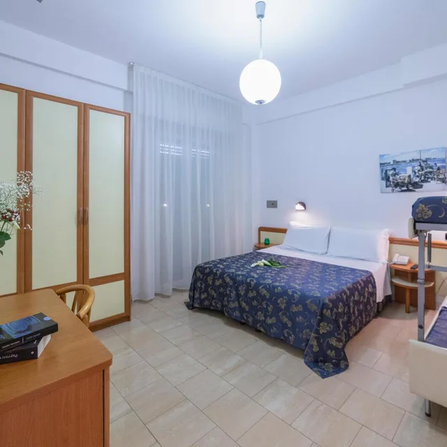 غرفة بسرير مزدوج أو سريرين منفصلين بشرفة، Hotel Sultano 2/9