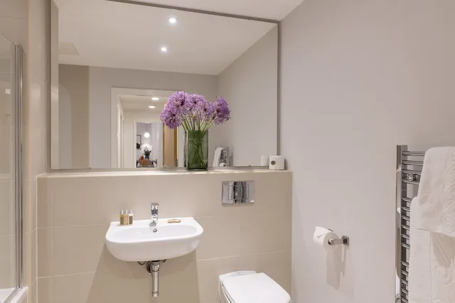 2 Bedrooms, Plus, Apartment, 2 King Beds, Sofa, Cove Minshull Street Piccadilly (ex. SACO Manchester - Piccadilly) 9/10