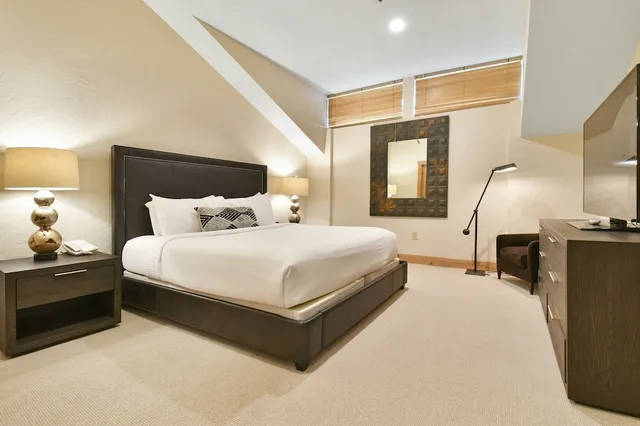 بنتهاوس بأربعة أسرّة وسريرين كينج بـ4 غرف نوم، Grand Summit Hotel 6/10