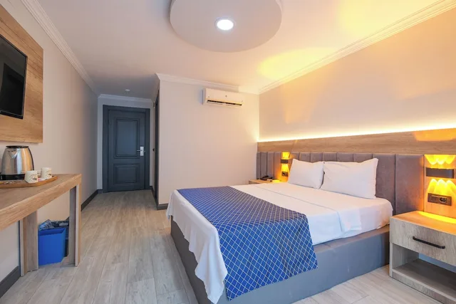 غرفة قياسية بسرير مزدوج، Kar Hotel 7/10