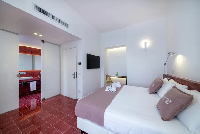 جناح جونيور بسرير كينج، Villa Durrueli Resort Spa 3/10