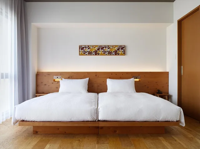 Japanese Western, Twin Beds, Tatami, Hotel Strata Naha 4/7
