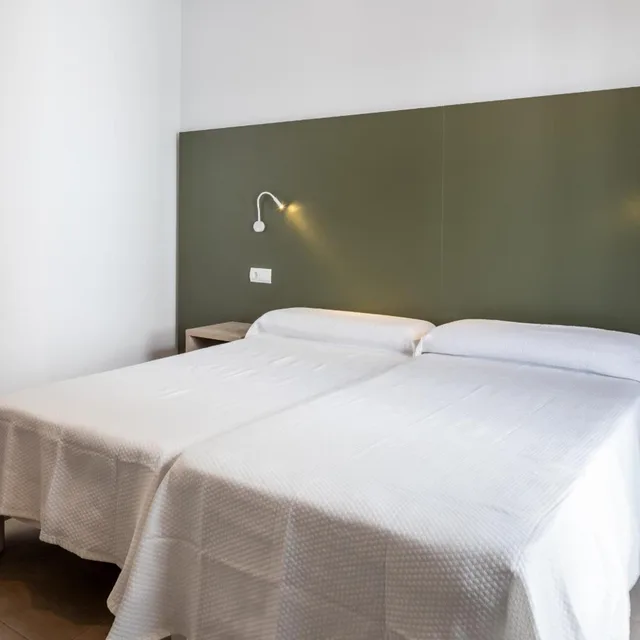 غرفة سوبيريور بسرير كوين، Hostal Alicante San Antonio 6/10