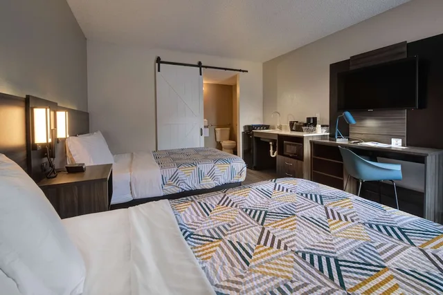 غرفة قياسية بسريرين كوين لذوي الإعاقة، Studio6 Grand Junction, CO 3/6