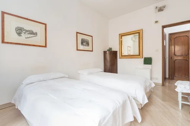 Room, Twin Beds, External Bathroom، Cristina Rossi Bed and Breakfast 6/10