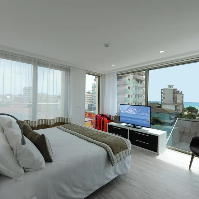 جناح جونيور بإطلالة على البحر، Bellini Hotel 2/10