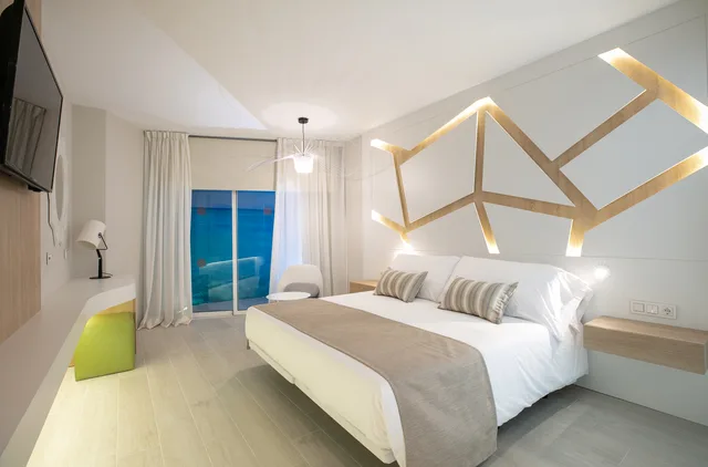 Experience, Double Bed, Balcony، Sirenis Hotel Goleta And Spa 1/6