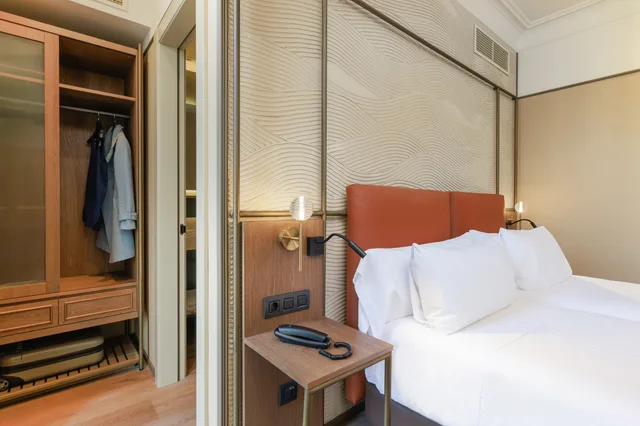 غرفة كلاسيكية مفردة بسرير مزدوج، Medinaceli Hotel 4/7