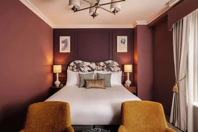 غرفة سوبيريور بسرير كينج، The Francis Hotel 6/10