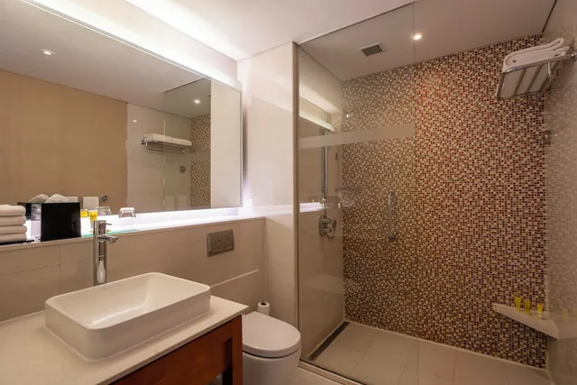 غرفة بسريرين منفصلين مع أريكة، Hyatt Place Gurgaon/Udyog Vihar 3/4