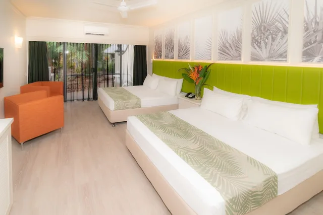 غرفة سوبيريور بسريرين كوين، Cairns Colonial Club Resort 1/2