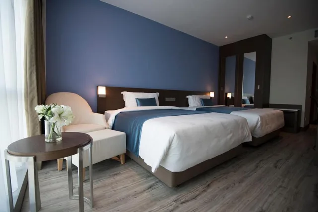 غرفة ديلوكس تنفيذية بسريرين منفصلين بإطلالة على النهر، Riverside Majestic - Astana Wing 1/3