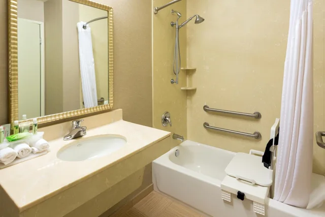 Specialty، Holiday Inn Express Grants Pass 1/2
