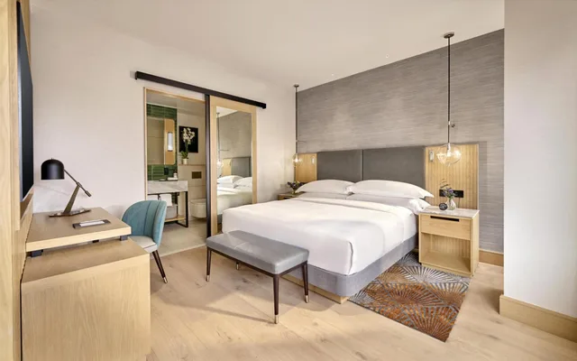 Regency, Suite، Hyatt Regency London Olympia 2/2