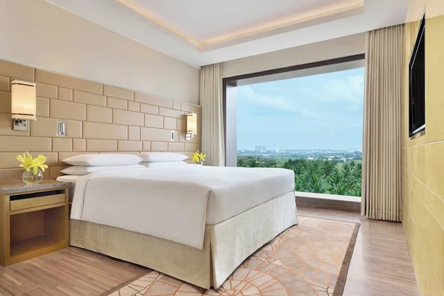 غرفة رئاسية بسرير كينج، Courtyard Bengaluru Hebbal 3/6