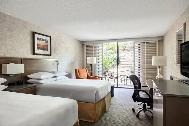 غرفة ديلوكس بسريرين كوين بشرفة، Phoenix Marriott Resort Tempe At the Buttes 5/10
