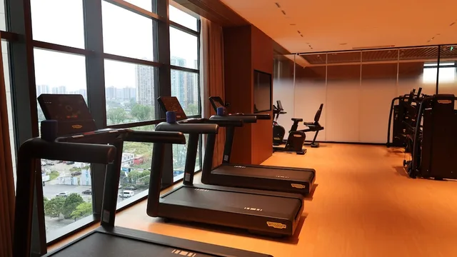 Hualuxe Guiyang Financial City, Guiyang 25/50