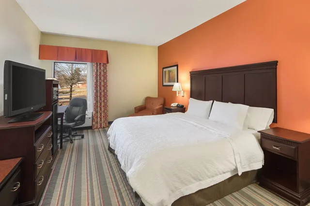غرفة كلاسيكية بسرير كينج لذوي الإعاقة، Hampton Inn Richmond Mechanicsville 1/5