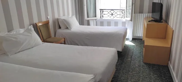 غرفة ثلاثية، GRAND HOTEL DU HAVRE 7/10