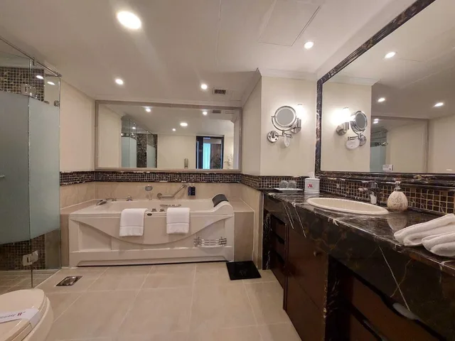 جناح رئاسي بسرير كينج، ISLAMABAD MARRIOTT HOTEL 3/3