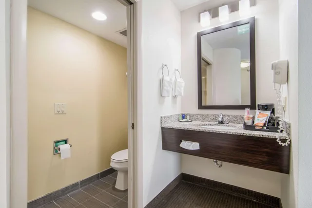 غرفة بسرير كوين، Sleep Inn Henderson 4/4