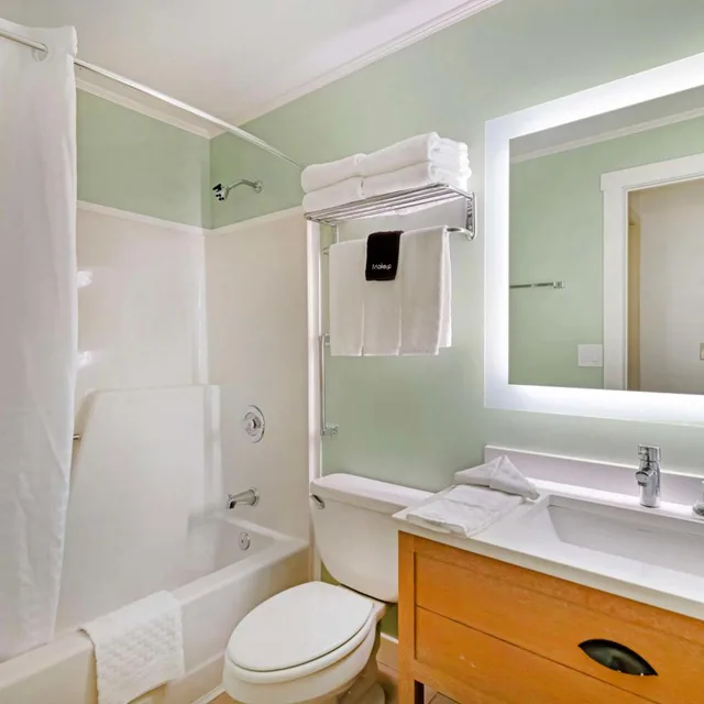 جناح بسريرين كوين مع أريكة، Best Western Inn & Suites Rutland-Killington 4/4