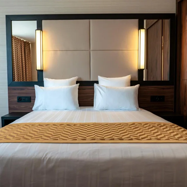 جناح جونيور بسرير كينج، Nash Suites Hotel 2/3
