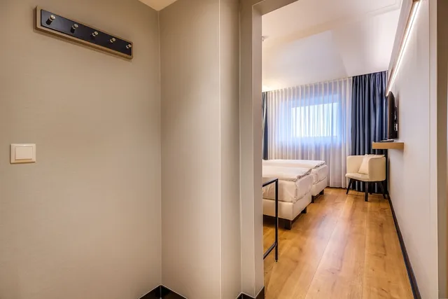 غرفة قياسية بسريرين منفصلين، Congress Hotel Chemnitz 5/10