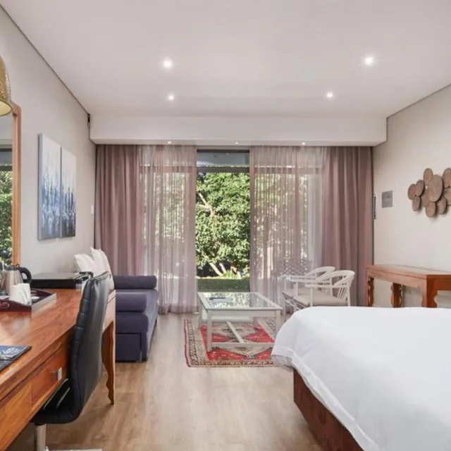 Deluxe Suite, ANEW Resort Hunters Rest Rustenburg 2/12