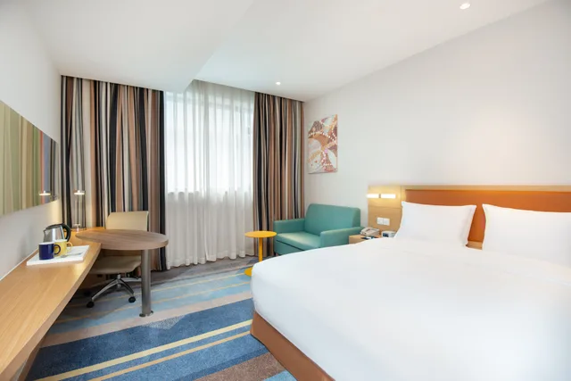 غرفة سوبيريور بسرير كوين، Holiday Inn Express Shanghai Zhenping 1/5