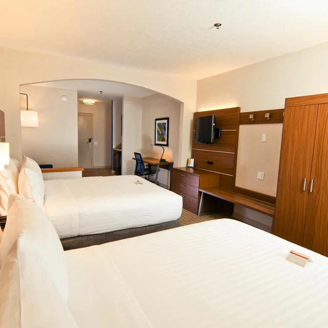 جناح بسريرين، Holiday Inn Express Hotel And Suites Port Clinton Catawba Island 3/10