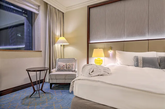 غرفة كلاسيكية بسرير كينج، Intercontinental Warsaw 8/10
