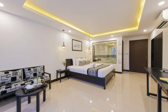 غرفة ديلوكس بسريرين منفصلين بشرفة، Gem Riverside Hotel Hoi An 7/10