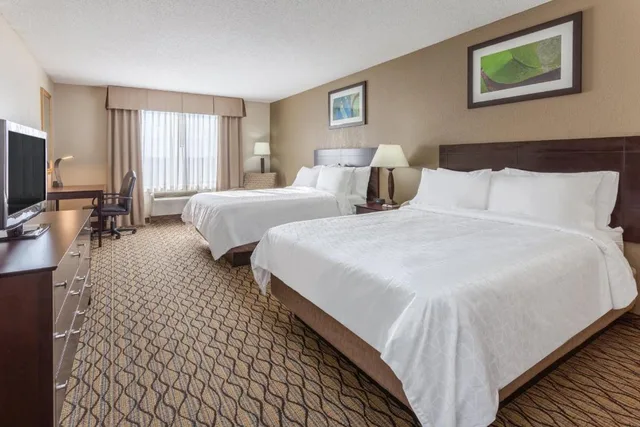 غرفة بسريرين كوين لذوي الإعاقة، Holiday Inn Express Charles Town 1/4