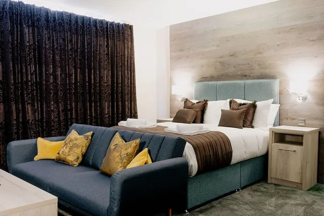استوديو سوبيريور بسرير كينج مع أريكة، The Portland Hotel 1/3